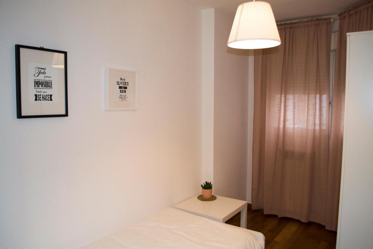 Apartamenticos Torrenueva I 萨拉戈萨 外观 照片